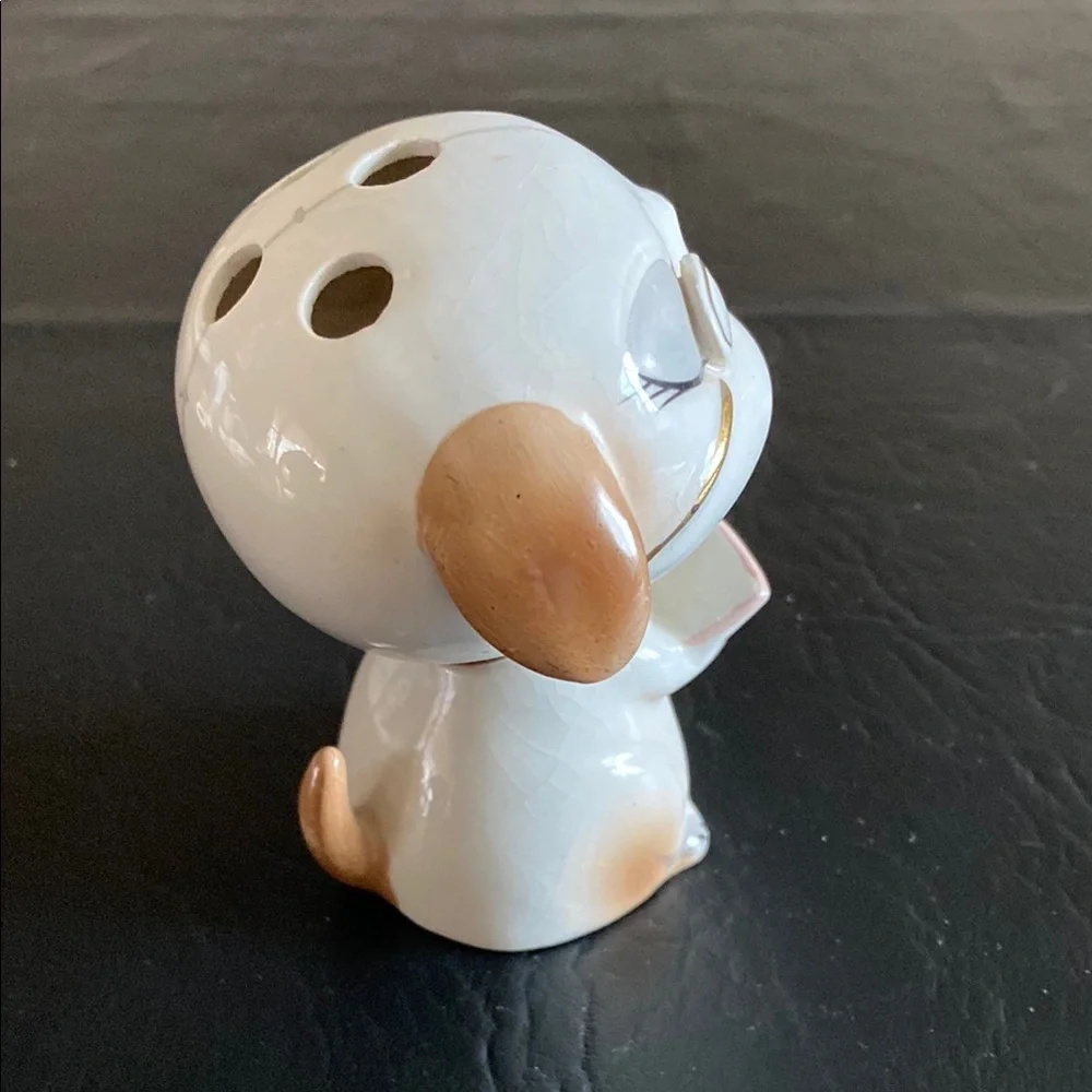 Vintage Ceramic Dog pencil sharpener and holder Figurine